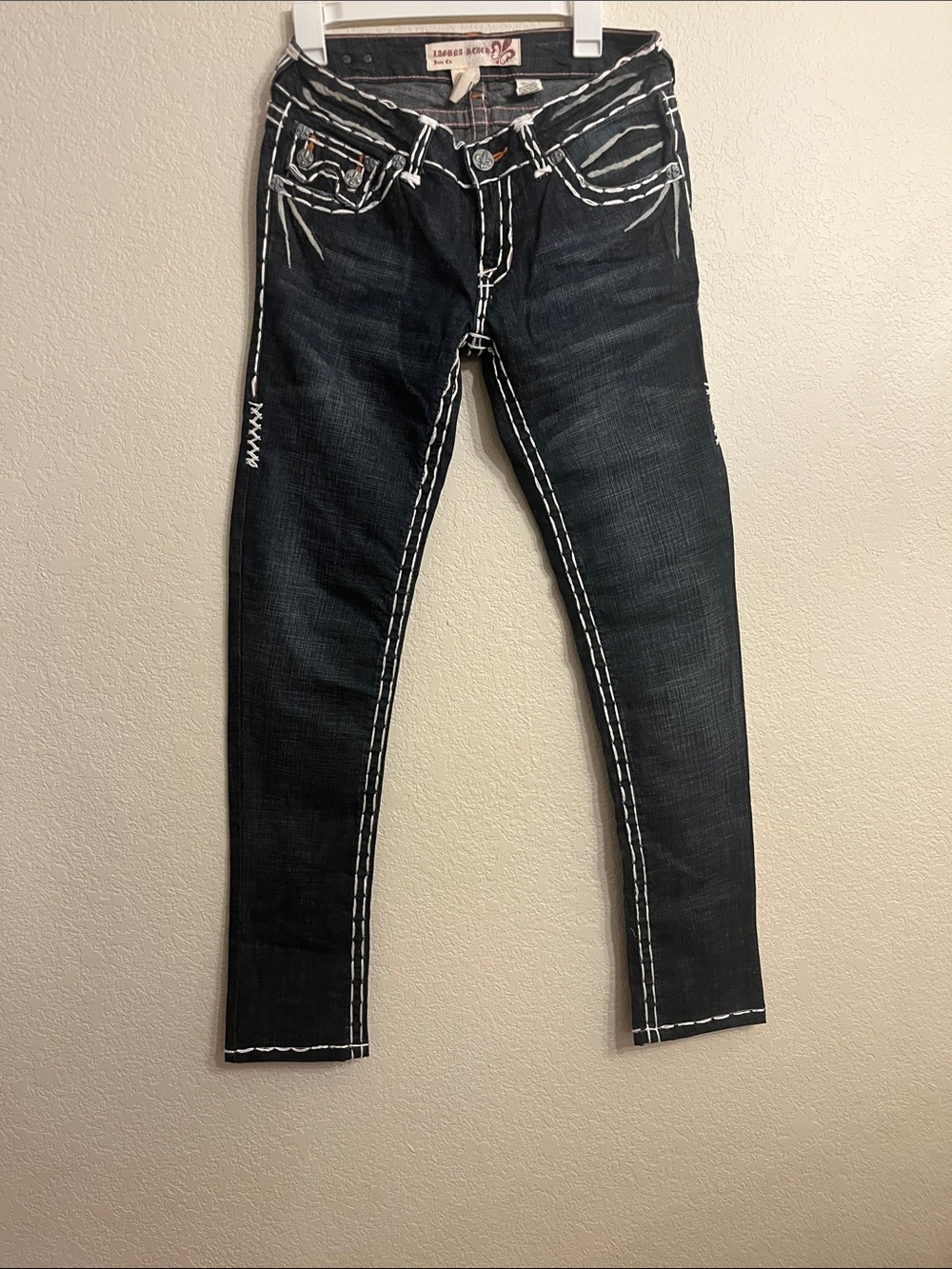 Y2K low rise jeans Laguna Beach Jean Co. Dark Denim Jeans with Pink Topstitching